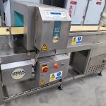 Loma IQ2 metal detector