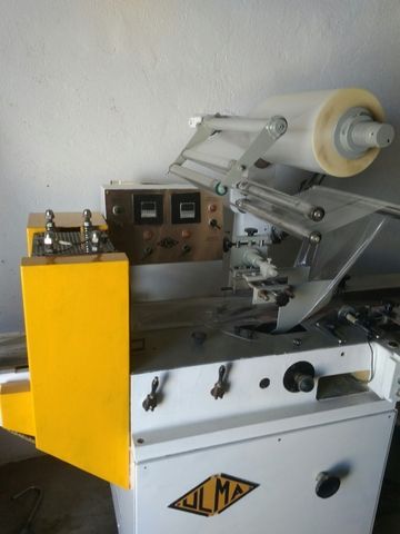 Ulma P300 flowpack wrapper