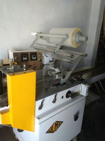 envolvedora flowpack Ulma P300 (2)